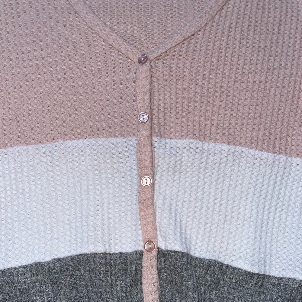 Colorblock top - Picture 3 of 6